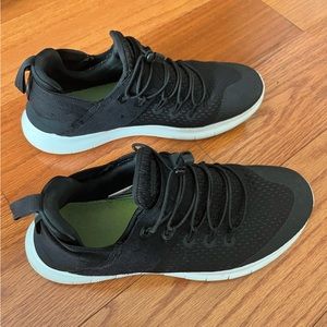 Women’s Nike Run Free Commuter Running Shoes - Size 8 (Item 2 of 2)